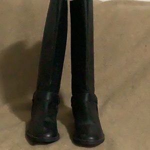 Details Tall Leather Riding Boots  554802. Women’s US Size 9B